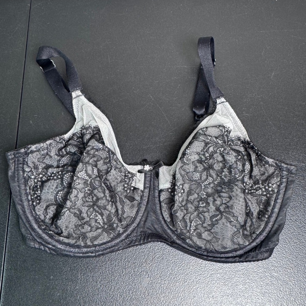 Wacoal Retro Chic Full Figure Black Lace Unlined Bra 34DD Sheer Mesh Lining